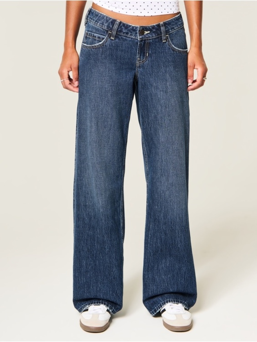 Hollister Low- Rise Relaxed Straight Jeans Bundle (2)